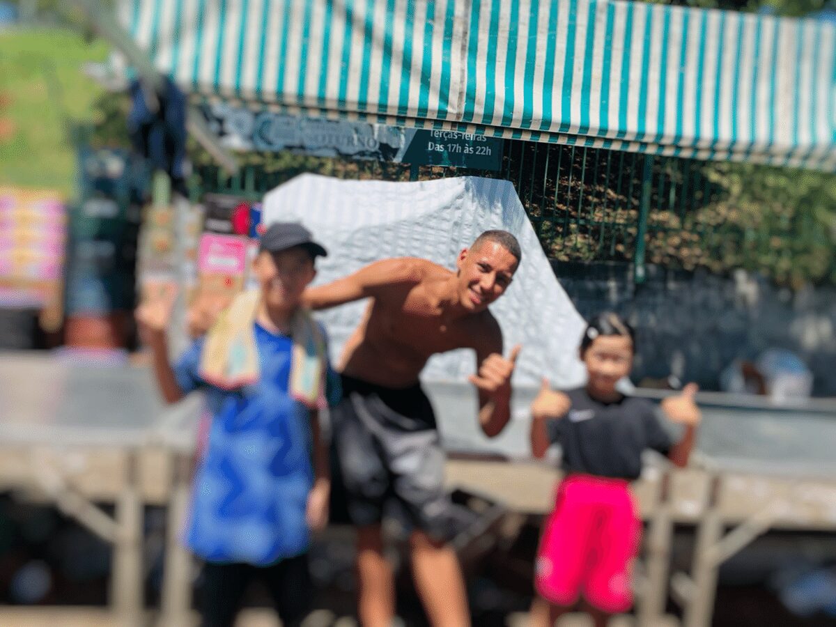 朝市で仲良くなったブラジル人と子どもたち