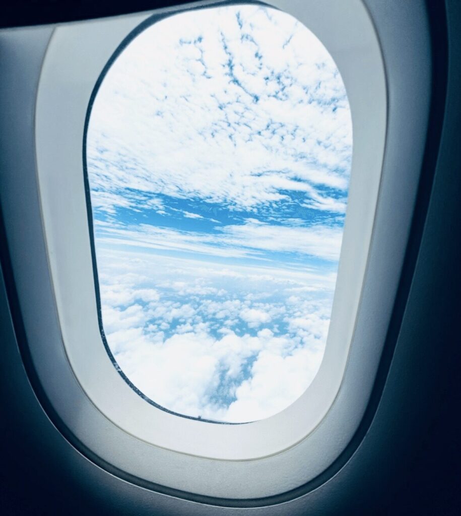 飛行機から見た空